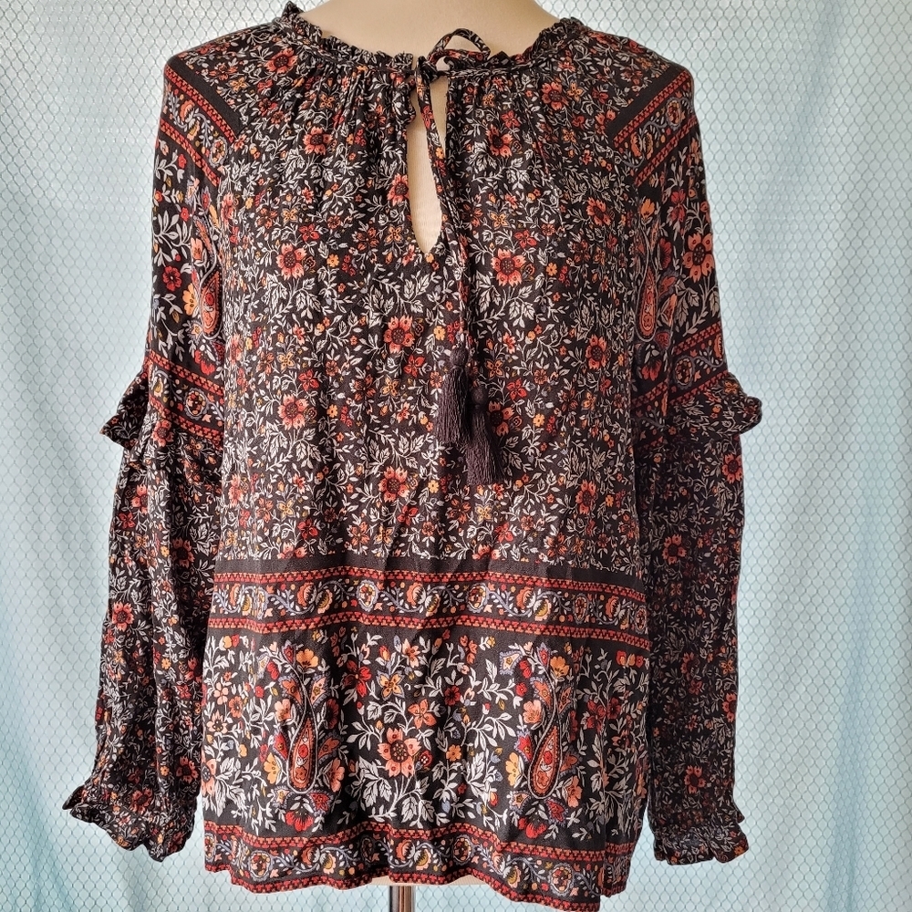 American Eagle Ruffle Sleeve Peasant Top Sz M